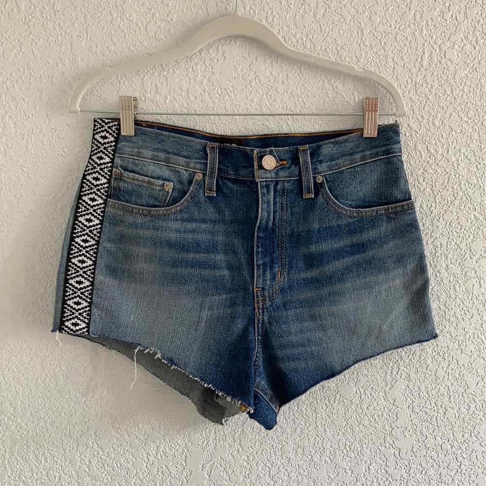 BDG Girlfriend High-Rise Shorts